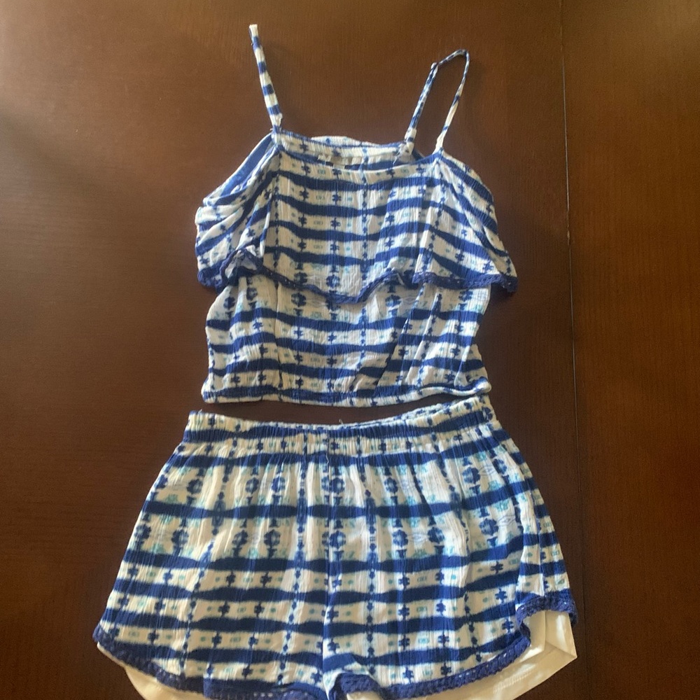 Two Piece Set